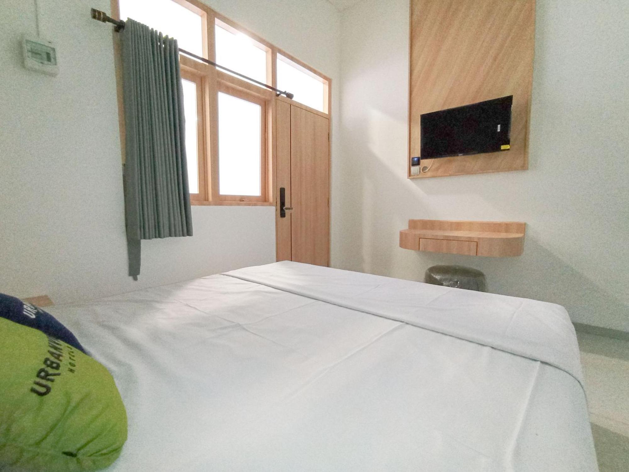 Urbanview Hotel Subali Purwokerto Ngoại thất bức ảnh