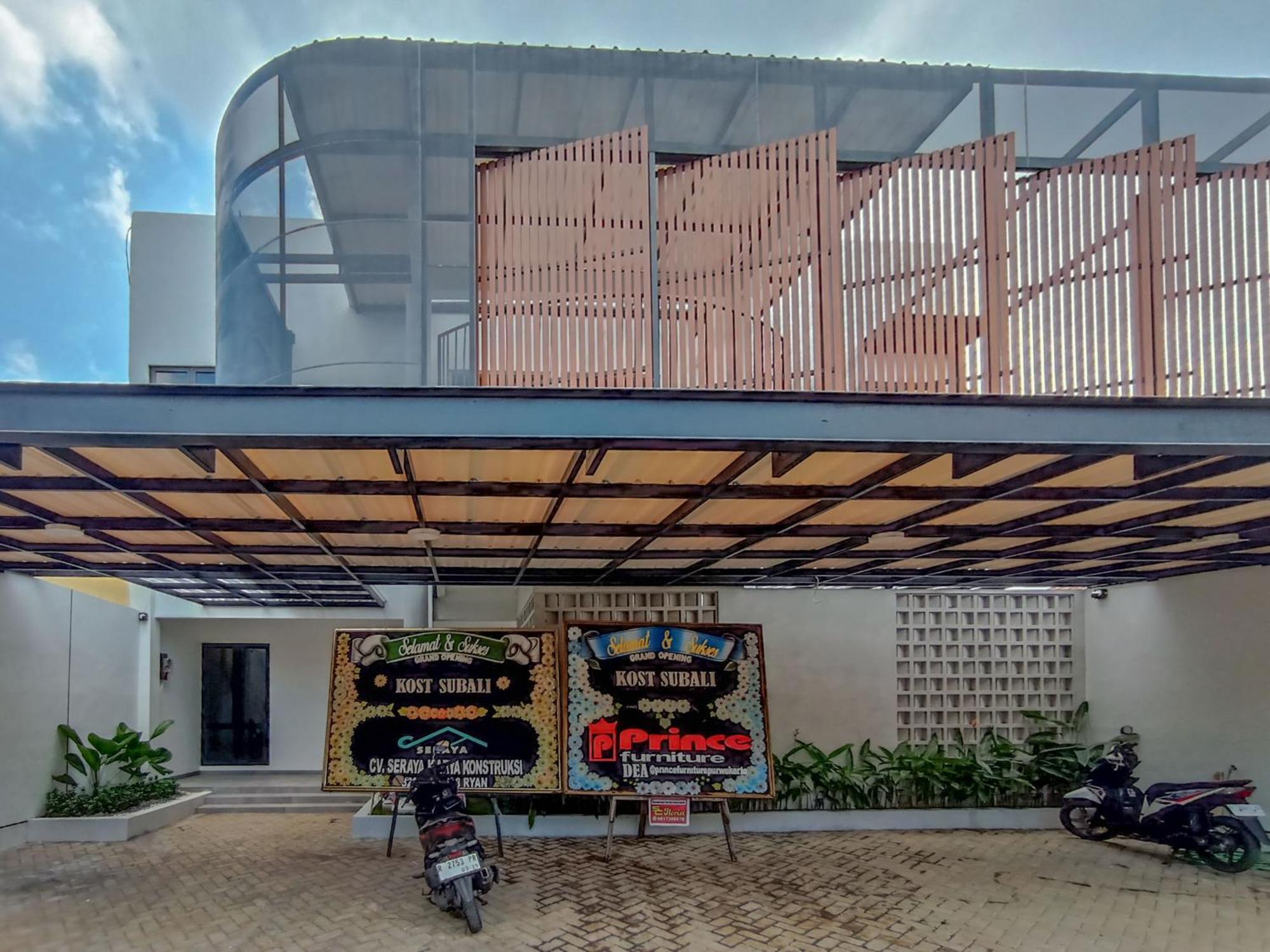 Urbanview Hotel Subali Purwokerto Ngoại thất bức ảnh